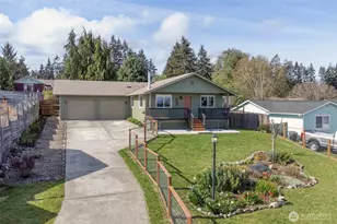 2028 W 5th St, Port Angeles, WA 98363 - Photo 3