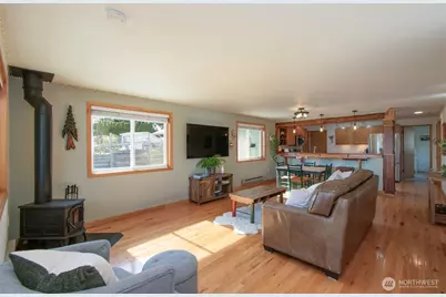 2028 W 5th Street, Port Angeles, WA 98363 - Photo 11