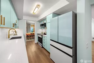 1524 NE 140th St, Seattle, WA 98125 - Photo 9