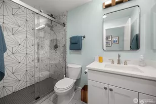 1524 NE 140th St, Seattle, WA 98125 - Photo 17