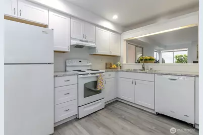 307 S 328th Lane, Federal Way, WA 98003 - Photo 7