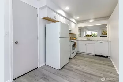 307 S 328th Lane, Federal Way, WA 98003 - Photo 7
