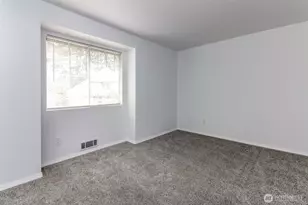 307 S 328th Ln, Federal Way, WA 98003 - Photo 17