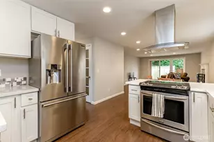 7117 40th St W, University Place, WA 98466 - Photo 9