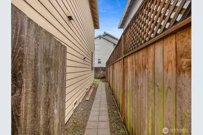 12324 29th Place W #6, Everett, WA 98204 - Photo 33