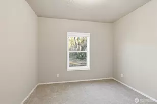 142 Wild Daisy Dr, Ariel, WA 98603 - Photo 15