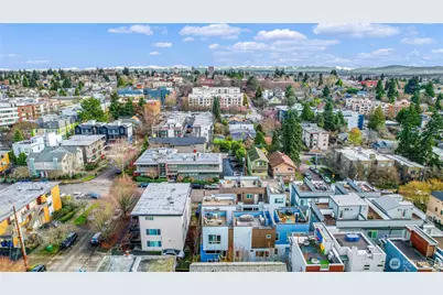 4329 Woodland Park Avenue N, Seattle, WA 98103 - Photo 35