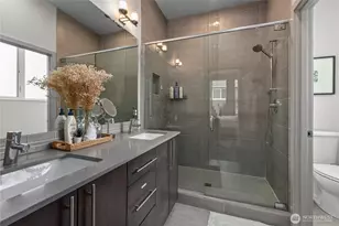 4329 Woodland Park Ave N, Seattle, WA 98103 - Photo 21