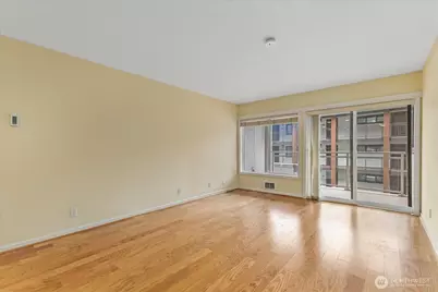 130 105th Avenue SE #108, Bellevue, WA 98004 - Photo 7