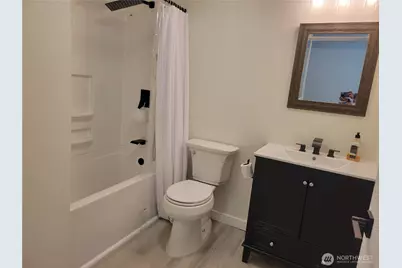 23003 Marine View Drive S, Des Moines, WA 98198 - Photo 11