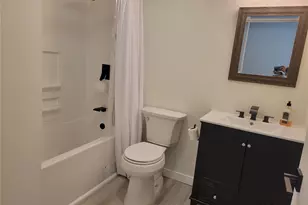 23003 Marine View Dr S, Des Moines, WA 98198 - Photo 11