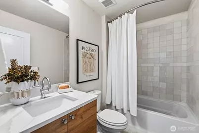 706 Newport Way NW, Issaquah, WA 98027 - Photo 23