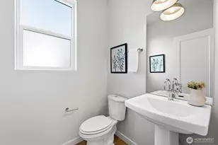 706 Newport Way NW, Issaquah, WA 98027 - Photo 9