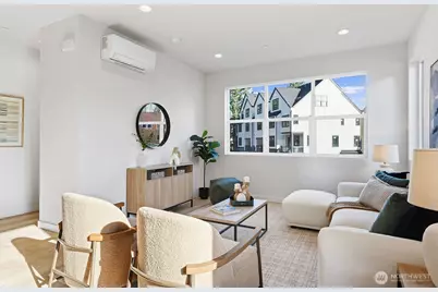 706 Newport Way NW, Issaquah, WA 98027 - Photo 7