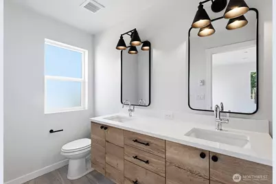 720 Newport Way NW, Issaquah, WA 98027 - Photo 9