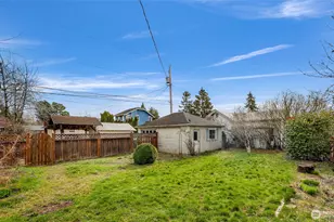 809 W Connecticut St, Bellingham, WA 98225 - Photo 27