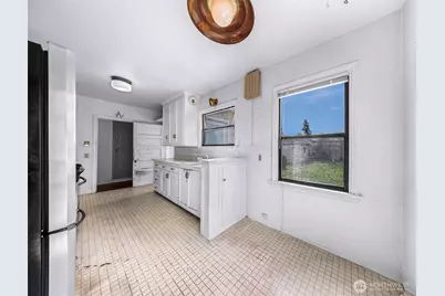 809 W Connecticut Street, Bellingham, WA 98225 - Photo 13