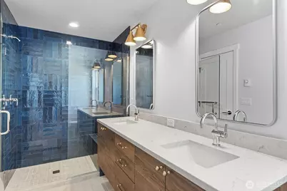 728 Newport Way NW, Issaquah, WA 98027 - Photo 9