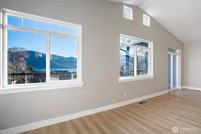 744 Wapato Way #B, Manson, WA 98831 - Photo 5