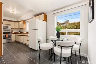 1900 S 104th, Seattle, WA 98168 - Photo 9