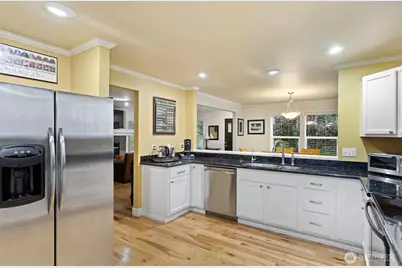 36726 SE Gravenstein Court, Snoqualmie, WA 98065 - Photo 11