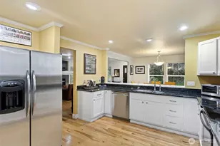 36726 SE Gravenstein Ct, Snoqualmie, WA 98065 - Photo 11