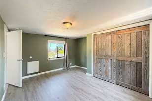 615 W 12th St, Port Angeles, WA 98362 - Photo 23