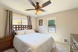 615 W 12th St, Port Angeles, WA 98362 - Photo 17