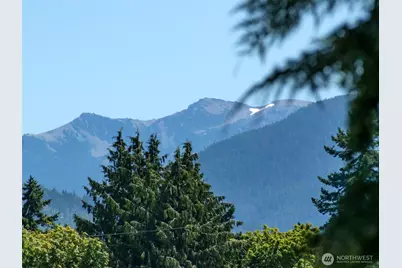 615 W 12th Street, Port Angeles, WA 98362 - Photo 5