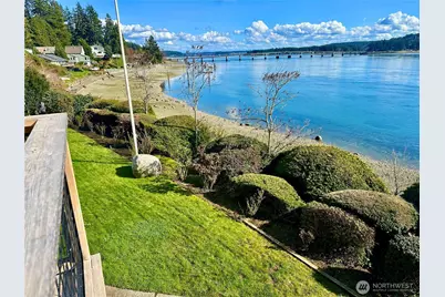 8806 Warren Drive NW, Gig Harbor, WA 98335 - Photo 1