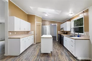 260 E Lansky Dr, Shelton, WA 98584 - Photo 11