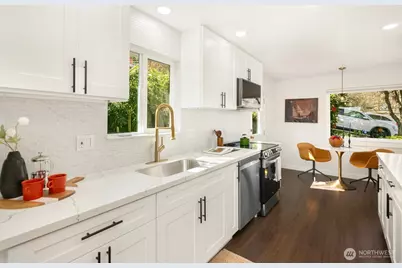 4006 26th Avenue W, Seattle, WA 98199 - Photo 11