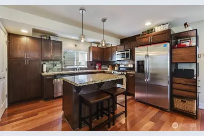 2620 NW 57th Street #B, Seattle, WA 98107 - Photo 3