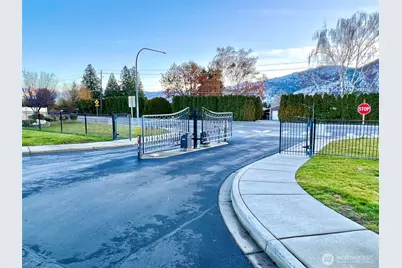 516 Village Drive, Manson, WA 98831 - Photo 17