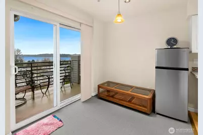 6100 NE 181st Street #7, Kenmore, WA 98028 - Photo 9