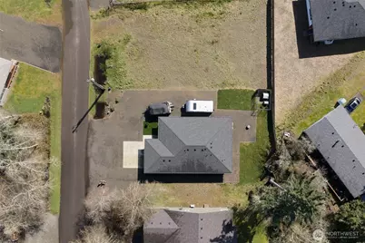 725 Wood Duck Avenue SE, Ocean Shores, WA 98569 - Photo 31