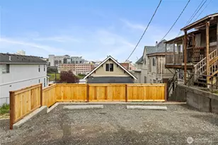 310 S 28th St, Tacoma, WA 98402 - Photo 17