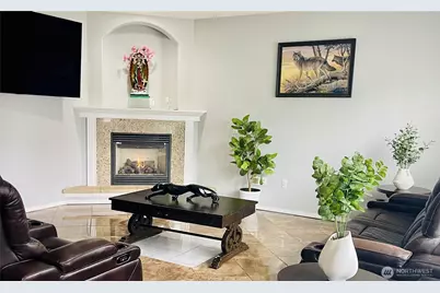 7402 Olympic Drive, Everett, WA 98203 - Photo 3