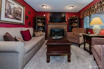 401 Pennie Lane, Bremerton, WA 98310 - Photo 17