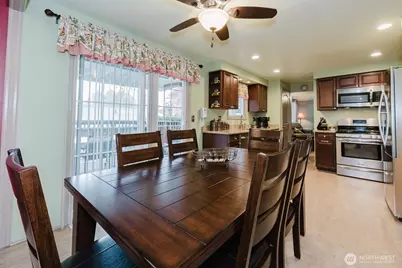 401 Pennie Lane, Bremerton, WA 98310 - Photo 13