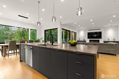 22713 SE 34th Court, Sammamish, WA 98075 - Photo 5