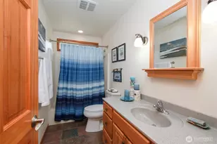 1082 Ripplebrook Dr, Port Angeles, WA 98362 - Photo 23