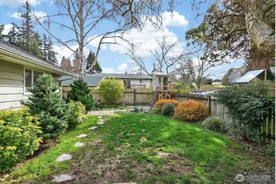 1500 E Fairhaven Avenue, Burlington, WA 98233 - Photo 31