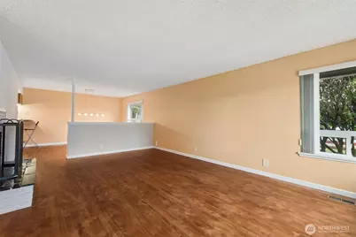 14204 12th Avenue SW, Burien, WA 98166 - Photo 3