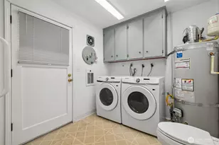 14204 12th Ave SW, Burien, WA 98166 - Photo 17