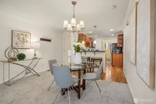 1007 156th Ave NE, Bellevue, WA 98007 - Photo 3