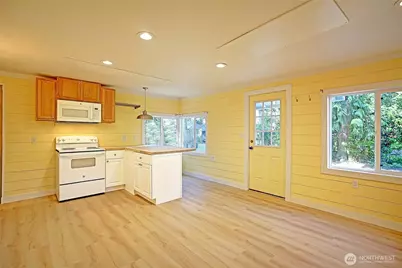 566 Sundin Drive, Camano Island, WA 98282 - Photo 7