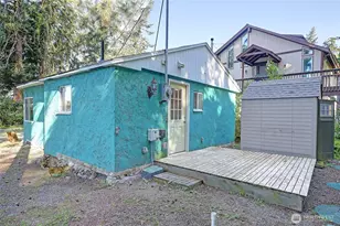 566 Sundin Dr, Camano Island, WA 98282 - Photo 15