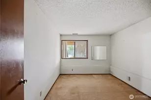 18510 66th Ave NE, Kenmore, WA 98028 - Photo 31