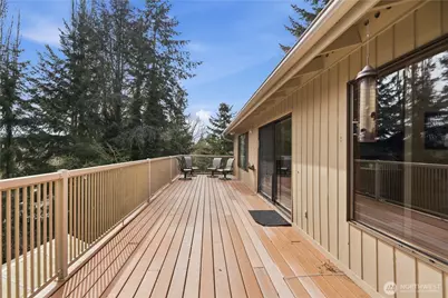 18510 66th Avenue NE, Kenmore, WA 98028 - Photo 17